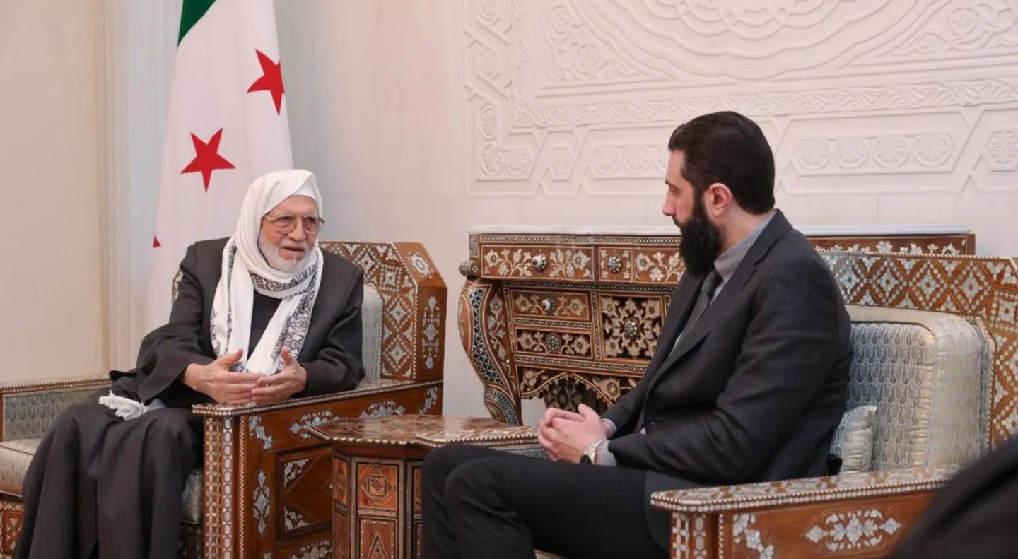 الشرع يعلن تعيين أسامة الرفاعي مفتياً جديداً لسوريا